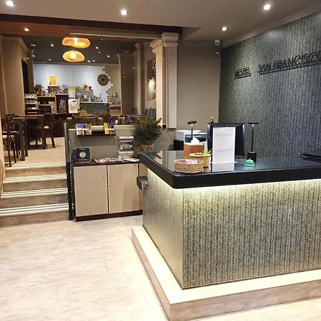 מלון San Francisco 2*